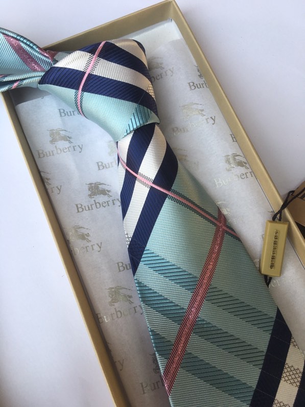 Burberry Tie hm (24)